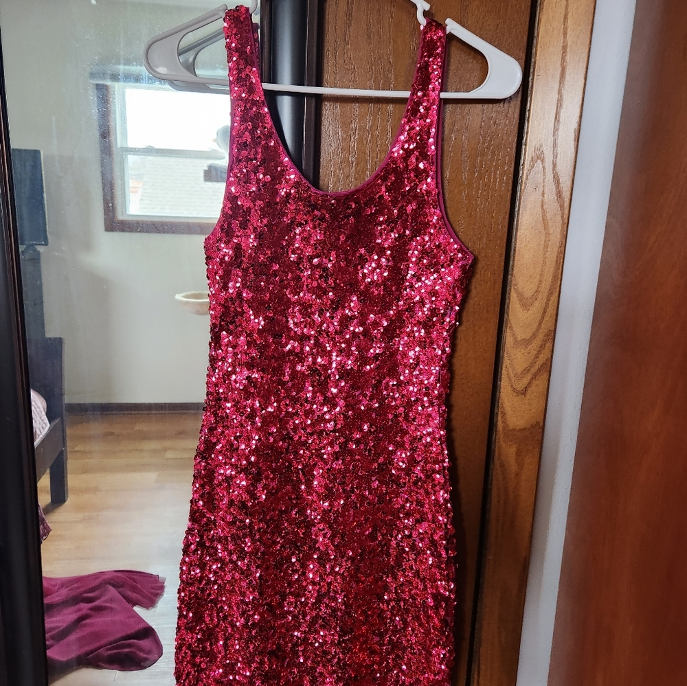 Pink glitter backless mini dress